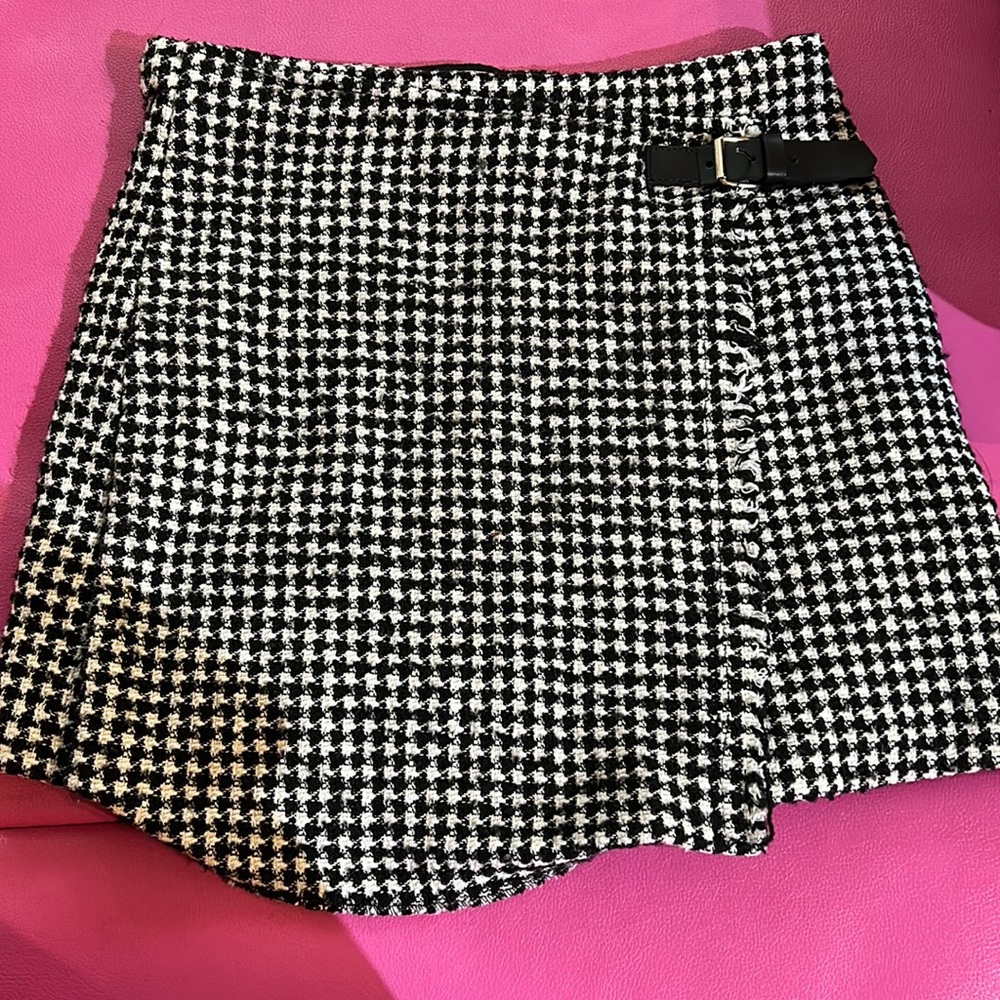 Zara Skirt: Size: 13/14